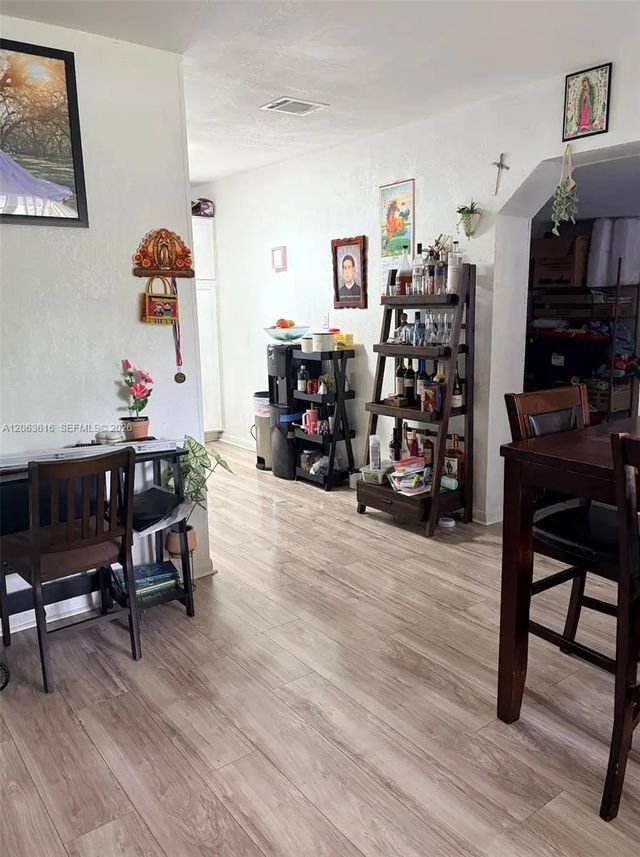 4 of 5 - 1448 Ne 27th Street, Pompano Beach, FL
