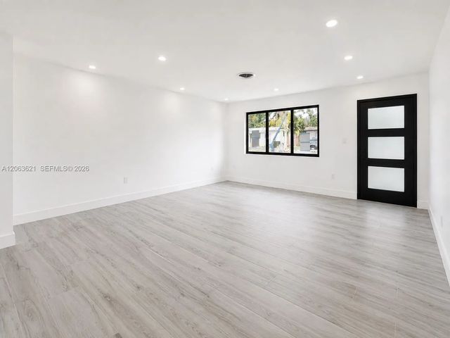 2 of 11 - 1141 Ne 166th Street, North Miami Beach, FL