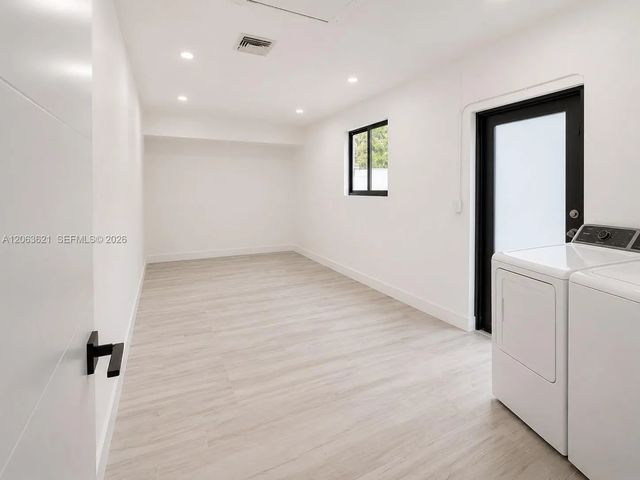 5 of 11 - 1141 Ne 166th Street, North Miami Beach, FL
