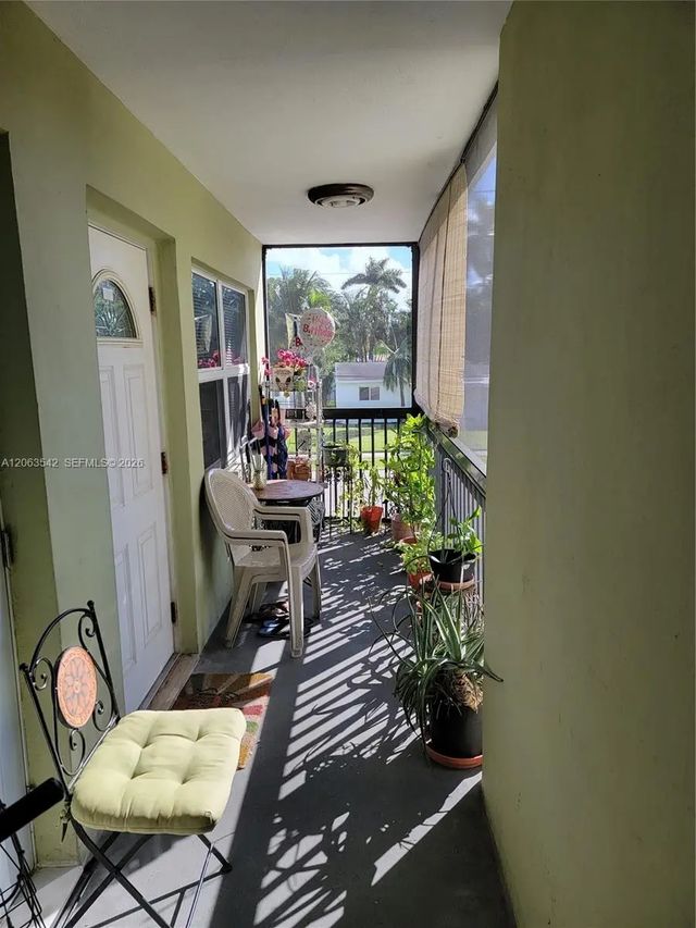 4 of 37 - 1425 Arthur Street #216b, Hollywood, FL