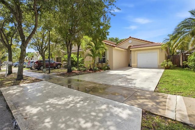 2 of 39 - 2065 Se 14th Street, Homestead, FL