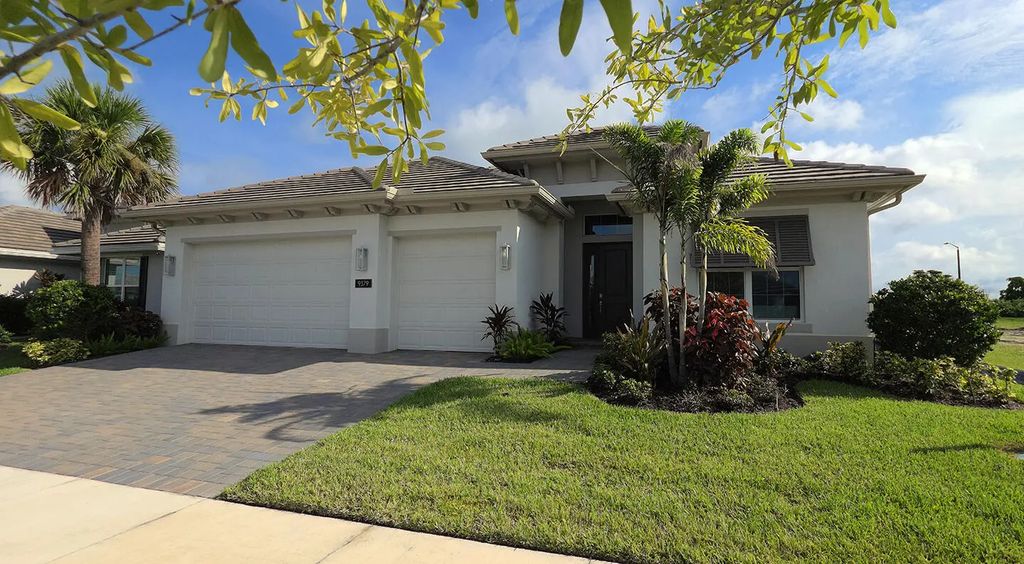 9379 Sw Pinnacle Place N, Port St. Lucie