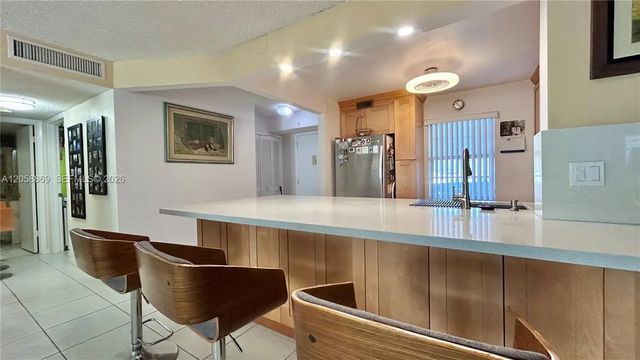 2 of 41 - 190 Se 5th Avenue #104, Dania Beach, FL