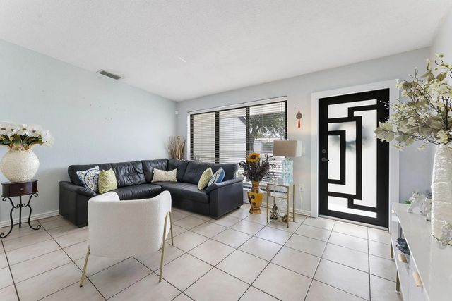 4 of 45 - 400 Nw 98th Avenue, Pembroke Pines, FL