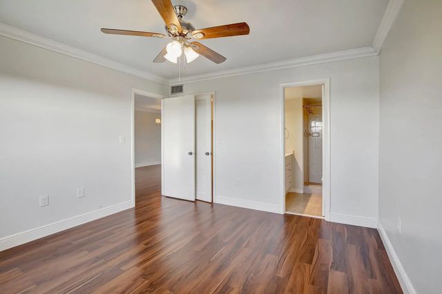 3 of 36 - 8225 Sunrise Lakes Boulevard #303, Sunrise, FL