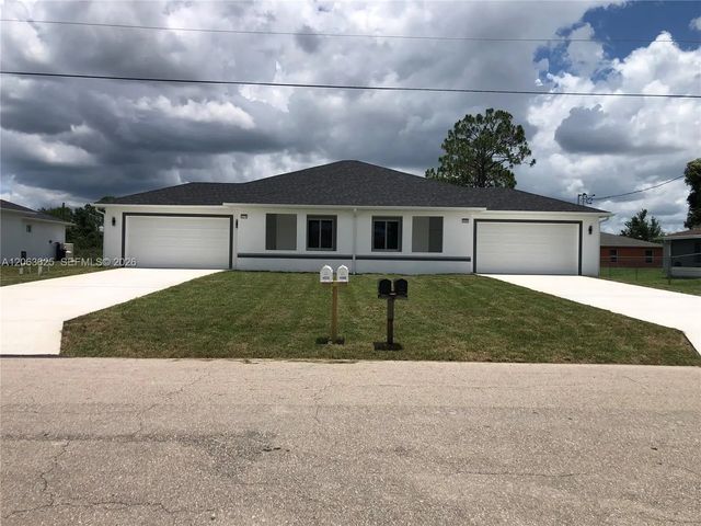 4568/4570 Golfview Boulevard, Lehigh Acres