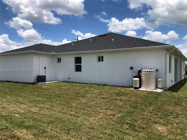4 of 30 - 4568/4570 Golfview Boulevard, Lehigh Acres, FL