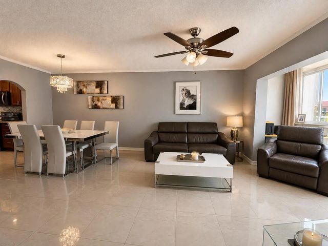 4 of 25 - 2951 E Sunrise Lakes #312, Sunrise, FL