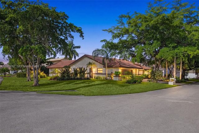 2 of 41 - 8308 Nw 74th Street, Tamarac, FL