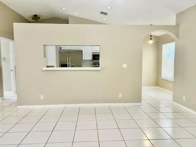 4 of 21 - 7570 Nw 47th Avenue, Coconut Creek, FL