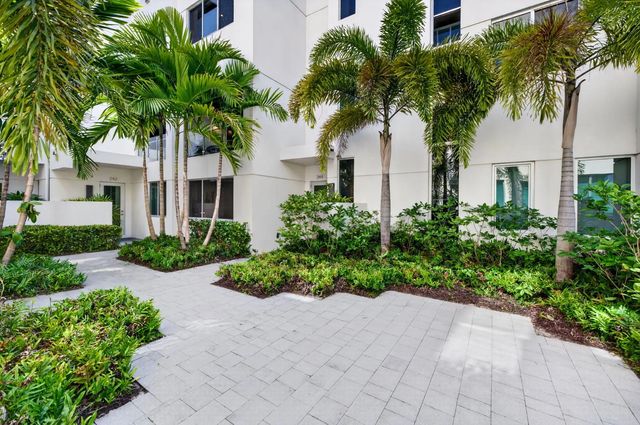 5 of 67 - 244 Garden Court, Lauderdale-By-The-Sea, FL