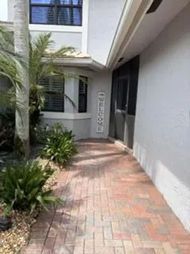 3 of 46 - 3152 Deer Creek Lake Shore Drive, Deerfield Beach, FL