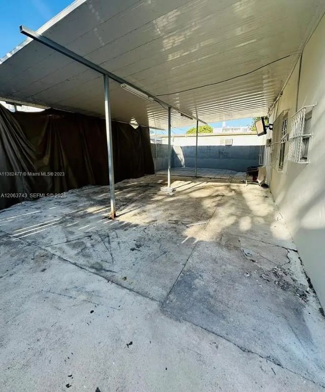 5 of 18 - 2215 Nw 33rd Street, Miami, FL