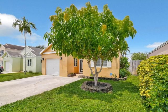 4 of 38 - 3740 Marlberry Lane, Miramar, FL