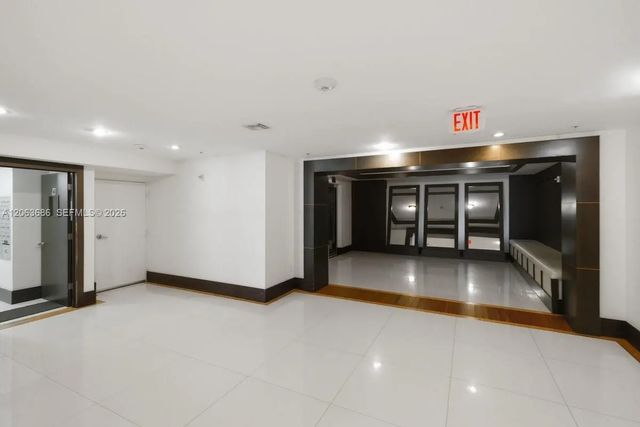 5 of 36 - 4242 Nw 2nd Street #807, Miami, FL