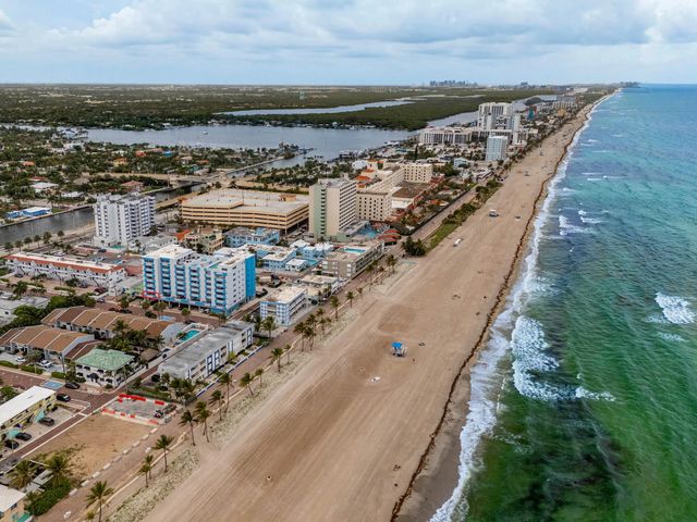 4 of 34 - 320 S Surf Road #206, Hollywood, FL