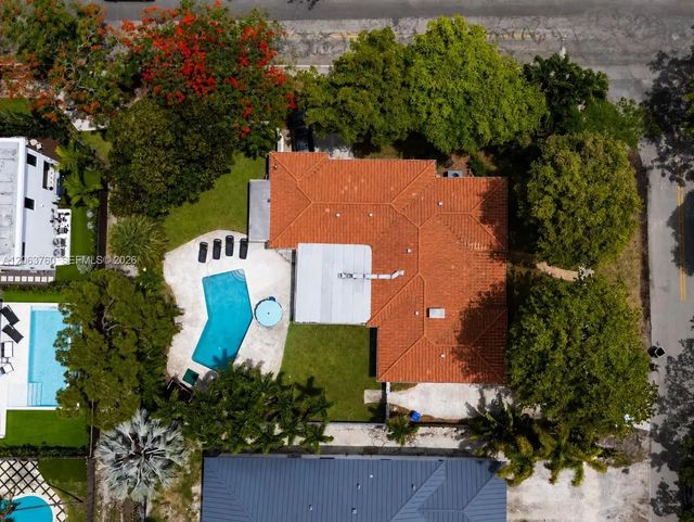 5 of 17 - 549 Ne 12th Avenue, Fort Lauderdale, FL