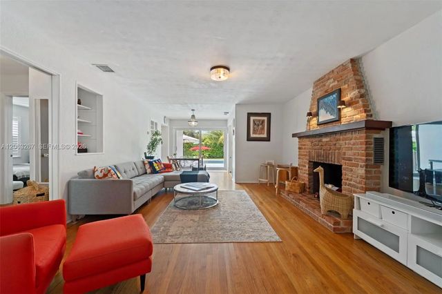4 of 31 - 1433 Ne 17th Way, Fort Lauderdale, FL