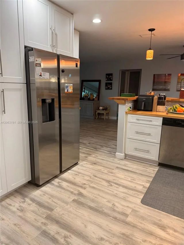 5 of 13 - 3600 Nw 113th Avenue, Sunrise, FL
