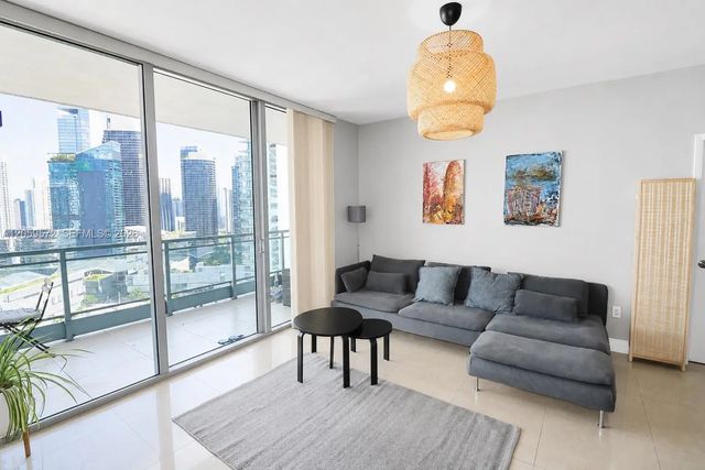 2 of 24 - 90 Sw 3rd Street #3212, Miami, FL