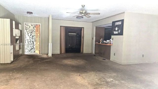 5 of 17 - 185 Ne 129th Street, North Miami, FL