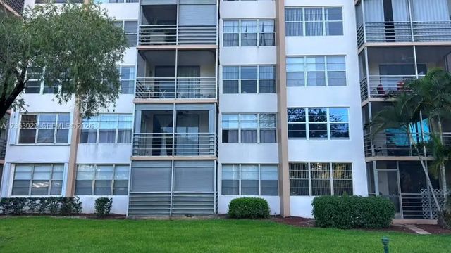 3 of 30 - 1300 Saint Charles Place #202, Pembroke Pines, FL