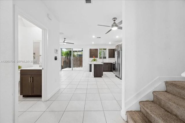 2 of 22 - 2478 Se 10th Court, Homestead, FL