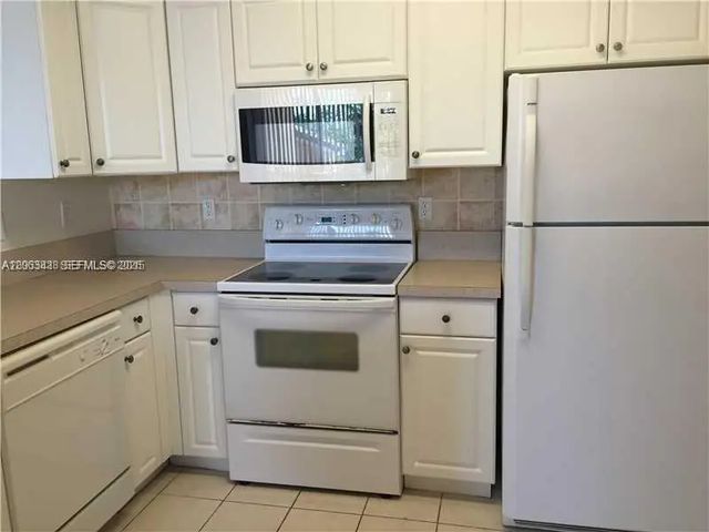5 of 16 - 4704 Sw 160th Avenue #222, Miramar, FL