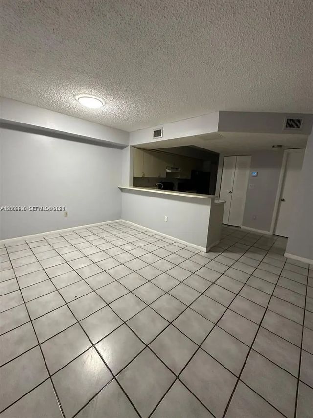 5 of 12 - 8600 Sw 212th Street #105, Cutler Bay, FL
