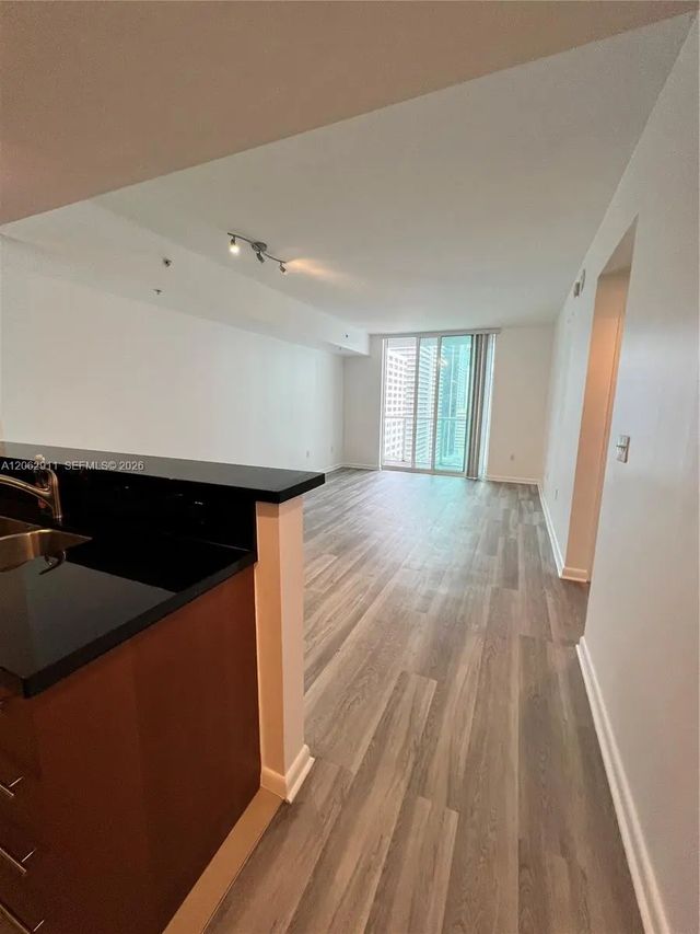 2 of 24 - 244 Biscayne Boulevard #2609, Miami, FL