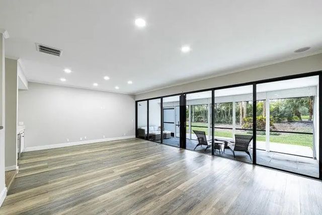 2 of 49 - 2517 Presidential Way #b, West Palm Beach, FL