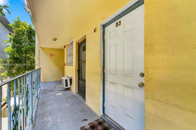 3 of 24 - 915 Jefferson Avenue #3d, Miami Beach, FL
