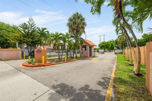 4 of 38 - 2170 W 60th Street #16208, Hialeah, FL