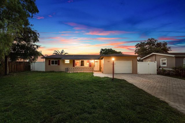5811 Sw 53rd Terrace, Davie