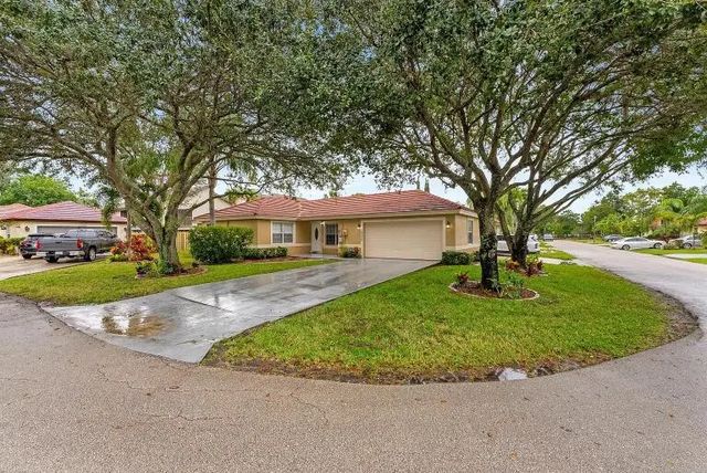 12230 Dartmoor Drive Drive, Wellington
