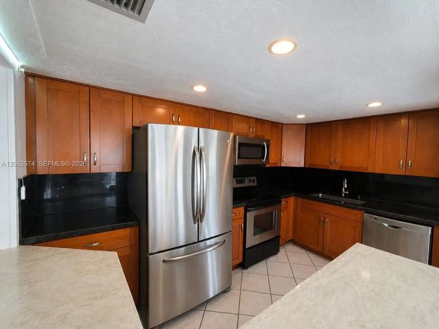 4 of 11 - 4850 Sw 63rd Terrace #413, Davie, FL