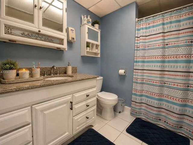 4 of 7 - 4850 Sw 63rd Terrace #313, Davie, FL