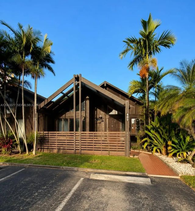 485 N University Drive #3-6, Plantation