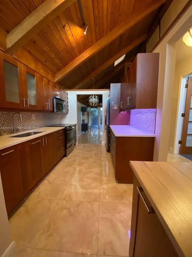 2 of 22 - 485 N University Drive #3-6, Plantation, FL