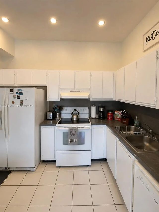 4 of 12 - 4850 Sw 63rd Terrace #133, Davie, FL