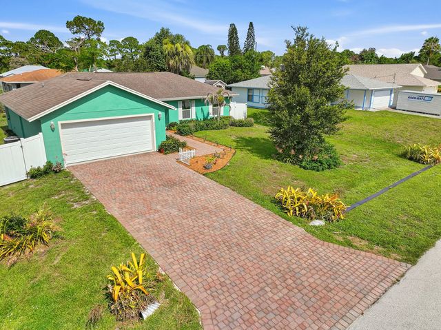 3022 Sw Segovia Street, Port St. Lucie