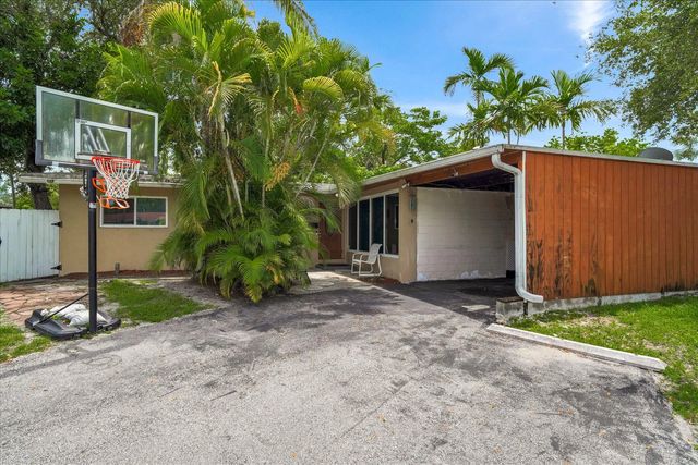 3 of 34 - 308 Nw 27th Street, Wilton Manors, FL