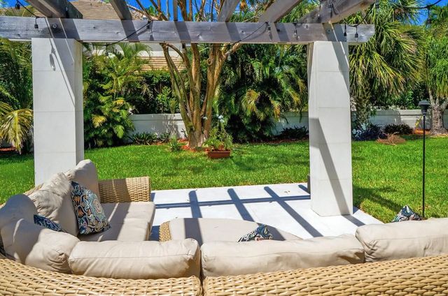 4 of 25 - 2031 Pleasant Drive, North Palm Beach, FL