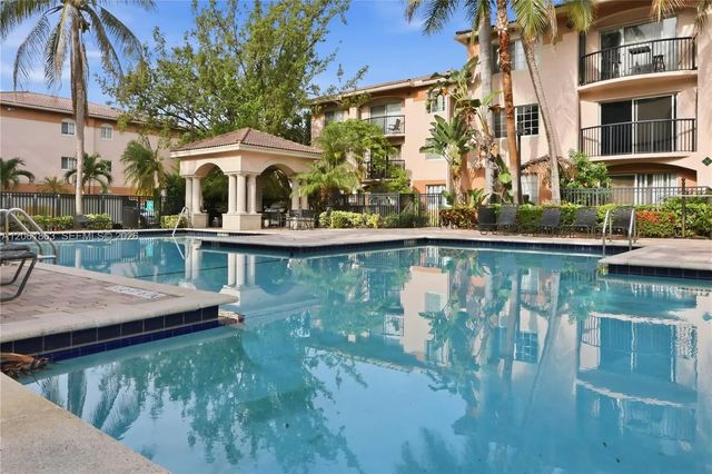 5 of 40 - 2015 Se 10th Avenue #130, Fort Lauderdale, FL