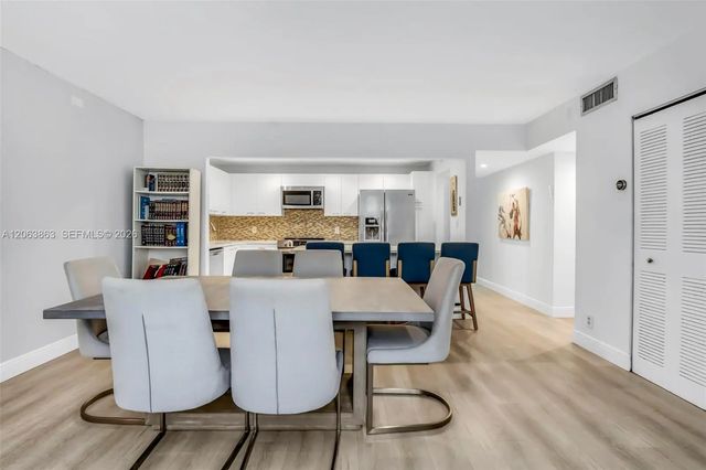 5 of 41 - 3350 Ne 192nd Street #4q-b, Aventura, FL