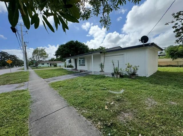 4 of 17 - 6201 Sw 19th Street, Miramar, FL