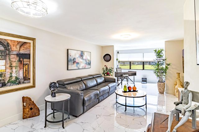5 of 20 - 2941 N Nob Hill Road #112, Sunrise, FL