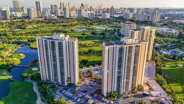 3 of 34 - 20335 W Country Club Drive #1702, Aventura, FL