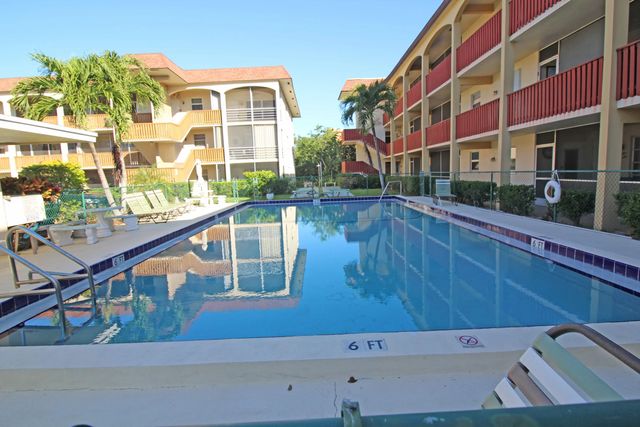2 of 6 - 651 Pine Drive #101, Pompano Beach, FL