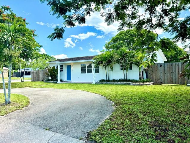 2 of 17 - 341 N 66th Avenue, Hollywood, FL